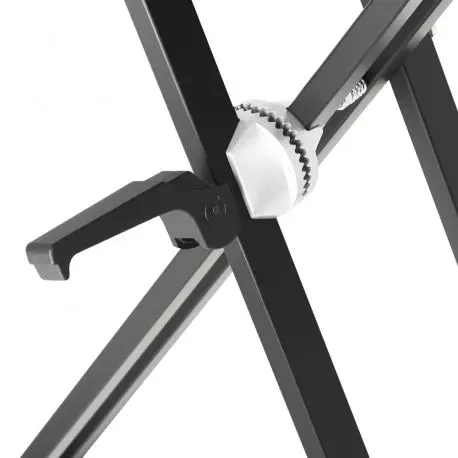 Compra Adam Hall SKS03 Soporte de Tijera al mejor precio